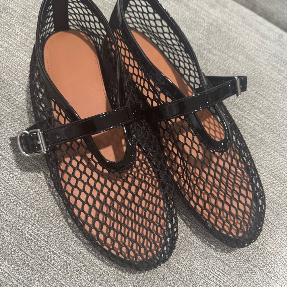 Black Mesh Women's Shoes